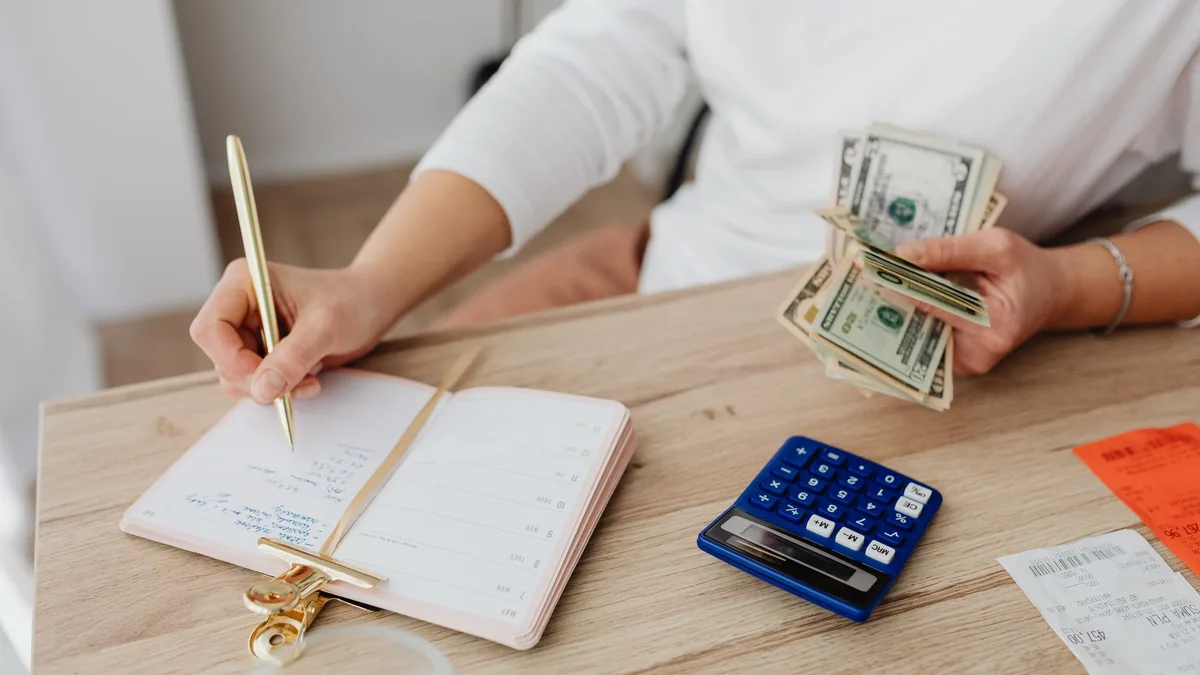 Tenir un budget facilement avec trois enveloppes